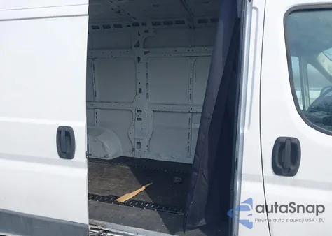 2018 Ram Promaster 2500 High Roof 136 Wb z USA, uszkodzony, nr VIN 3C6TRVCG0JE112872